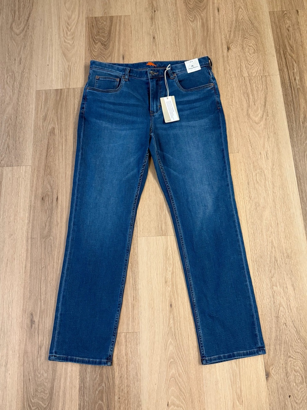 Tommy Bahama The Boracay Jean Men’s Straight Leg Dark Blue Jean size 35x32 NWT